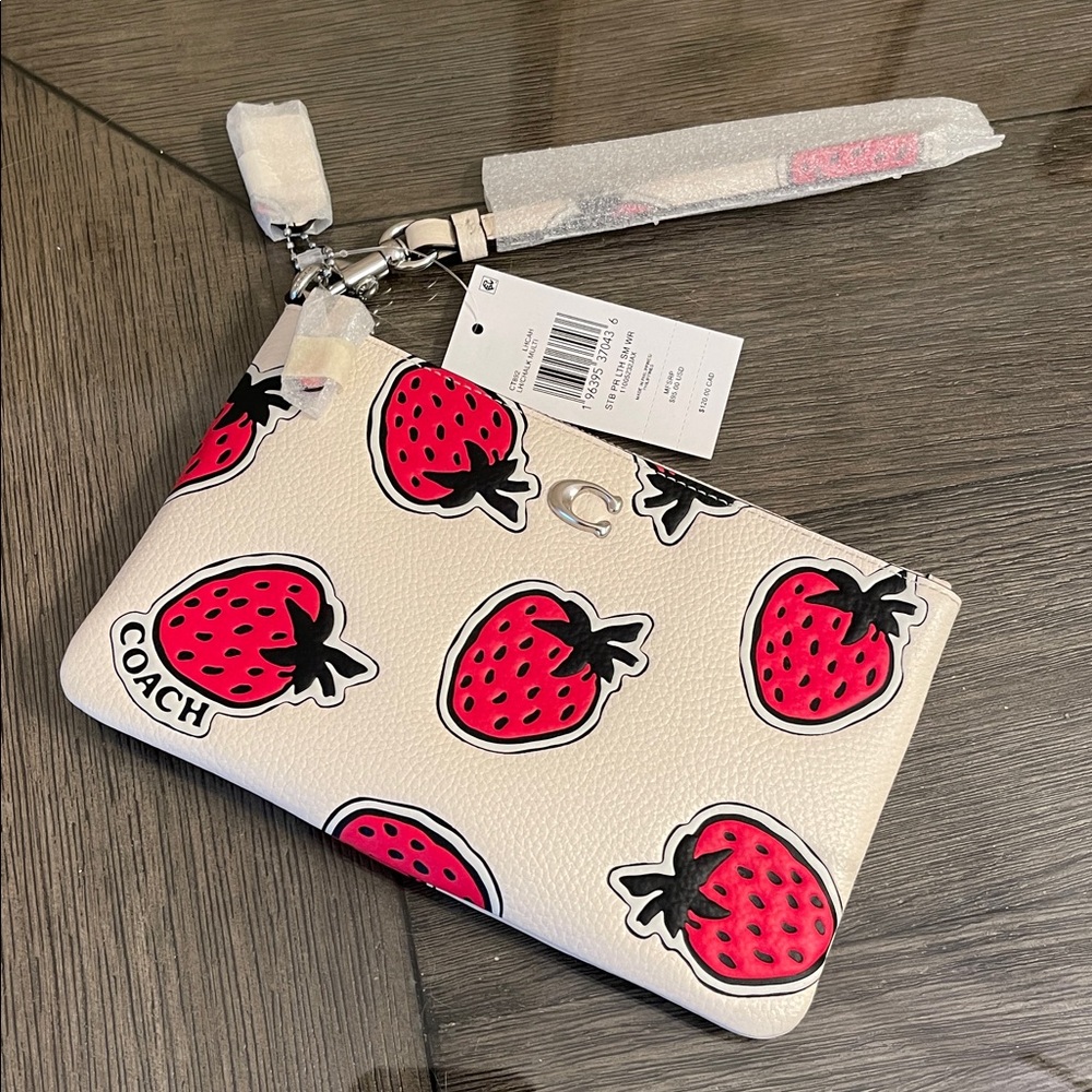 Coach Small Wristlet With Strawberry Print NWT CT892 - Picture 4 of 17